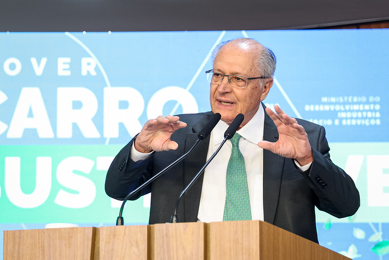 Alckmin Anuncia Regulamentação da Lei de Reciprocidade Até Terça: Resposta ao Protecionismo